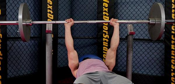  Ripped stud wanking and working out in gym